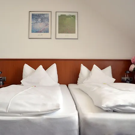 アストリア ホテル 2*