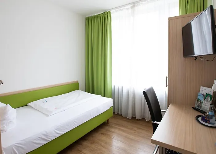 ホテル アストリア 2*